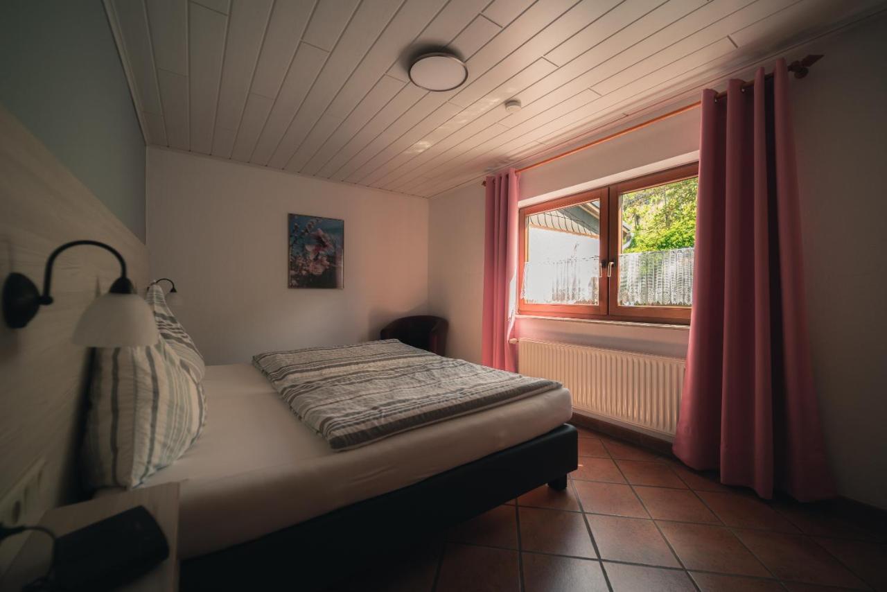 Urlaubsweingut Zecherhof * Neef